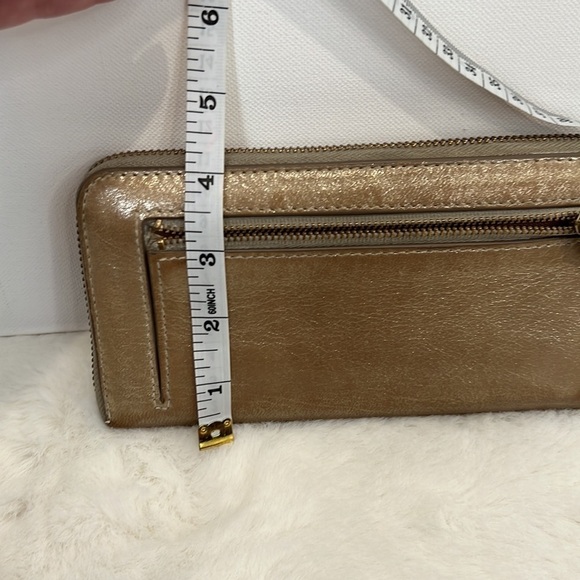 FOSSIL gold sparkle wallet zipper close coin section - Picture 14 of 15